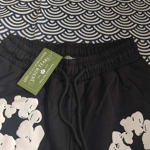 Denim Tears The Cotton Wreath Black Shorts - Picture 3 of 10